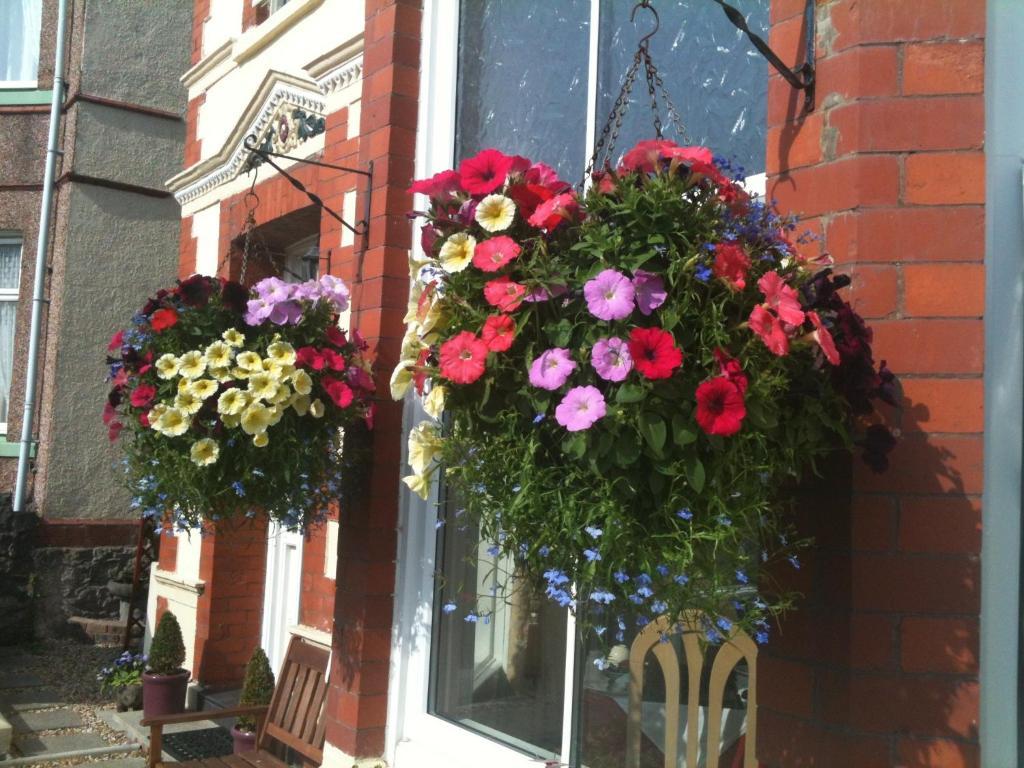 Ascot House (Adults Only) Llandudno Exterior foto
